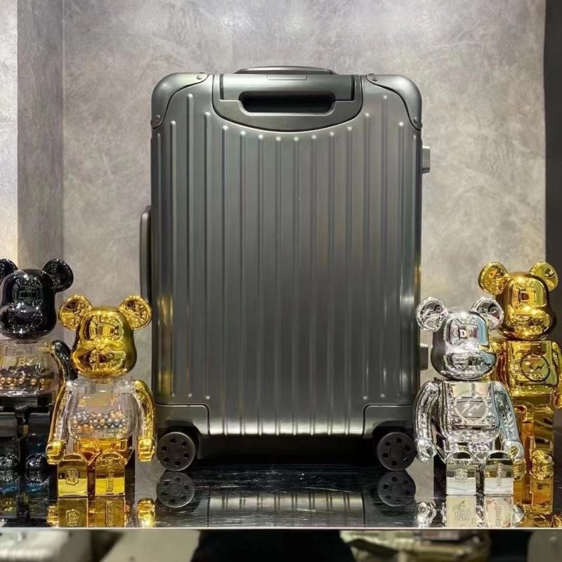 Alternative view of Rimowa Suitcase