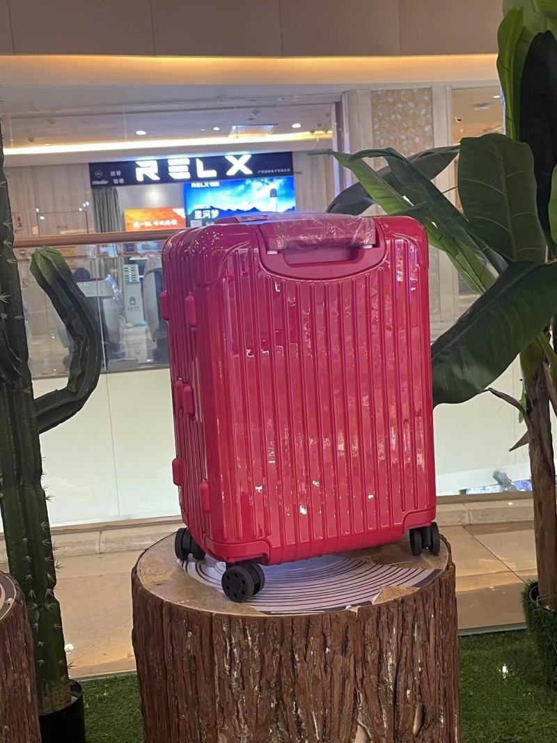 Alternative view of Rimowa Suitcase