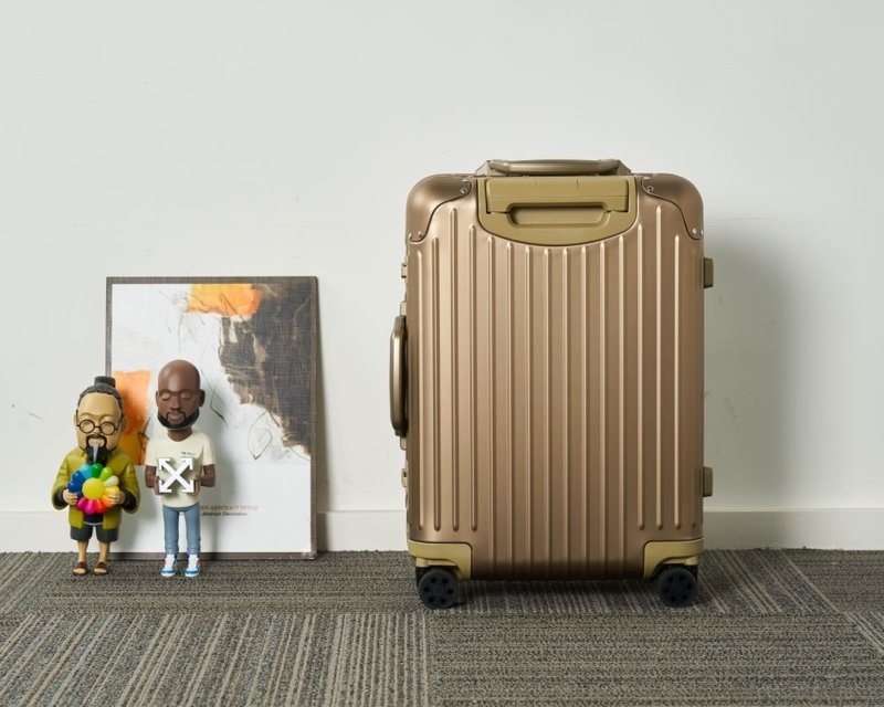 Alternative view of Rimowa Suitcase