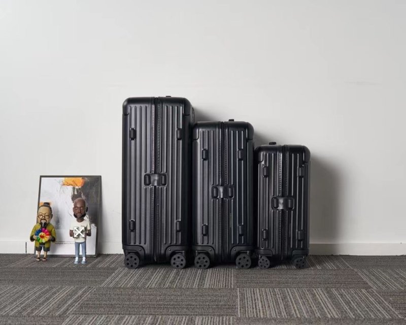 Alternative view of Rimowa Suitcase