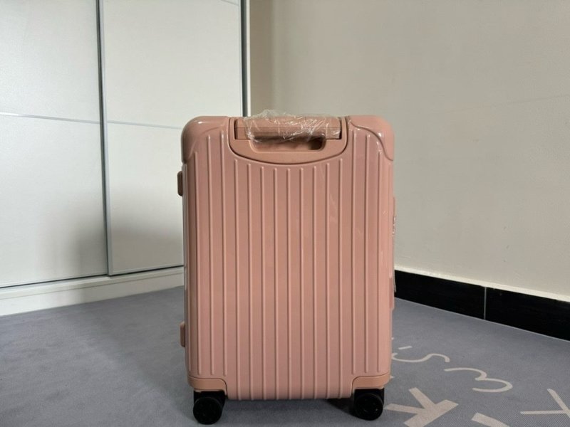Alternative view of Rimowa Suitcase