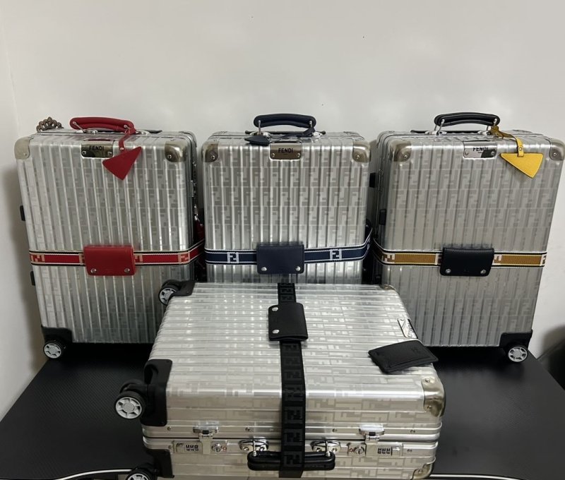 Alternative view of Rimowa Suitcase