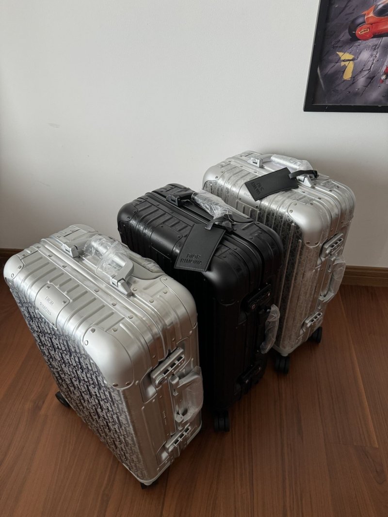 Alternative view of Rimowa Suitcase
